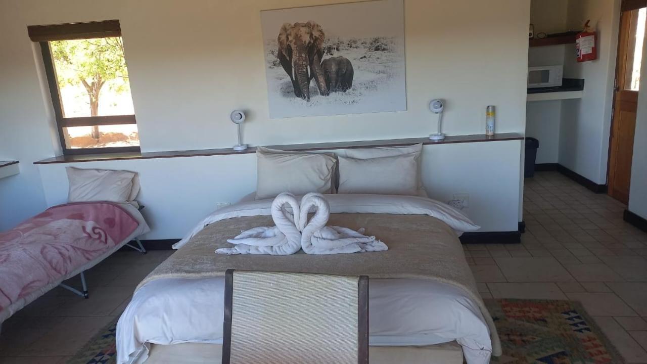 Апартаменти Rooilande Guest Farm Laingsburg Екстер'єр фото